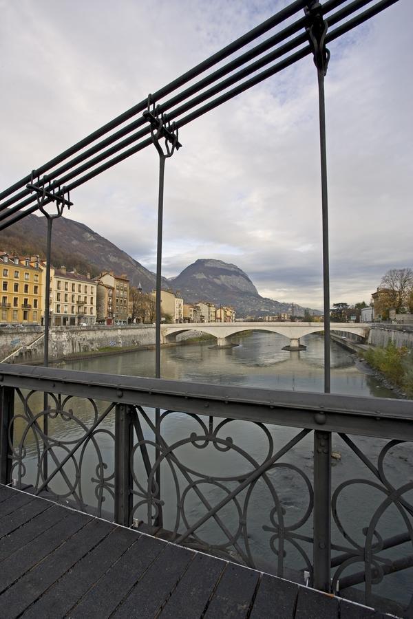 Hotelf1 Grenoble Universite Gieres Exterior photo